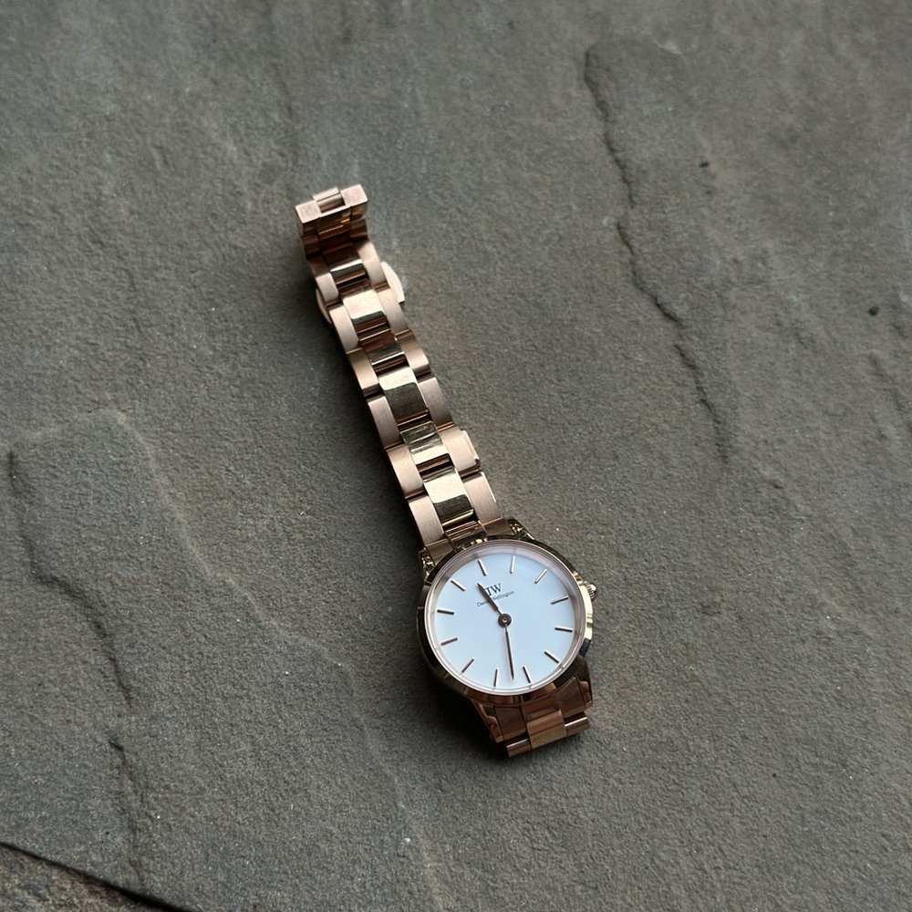 Daniel Wellington Rose Gold Watch with White Dial